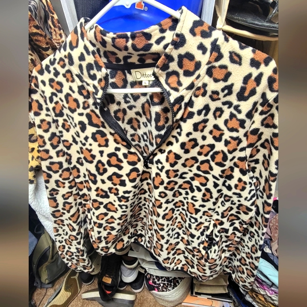 Leopard Pullover